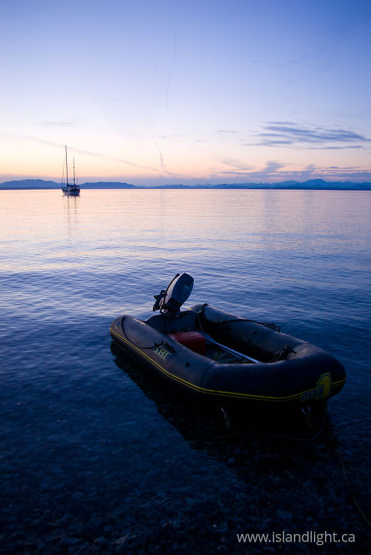   Dingy photo